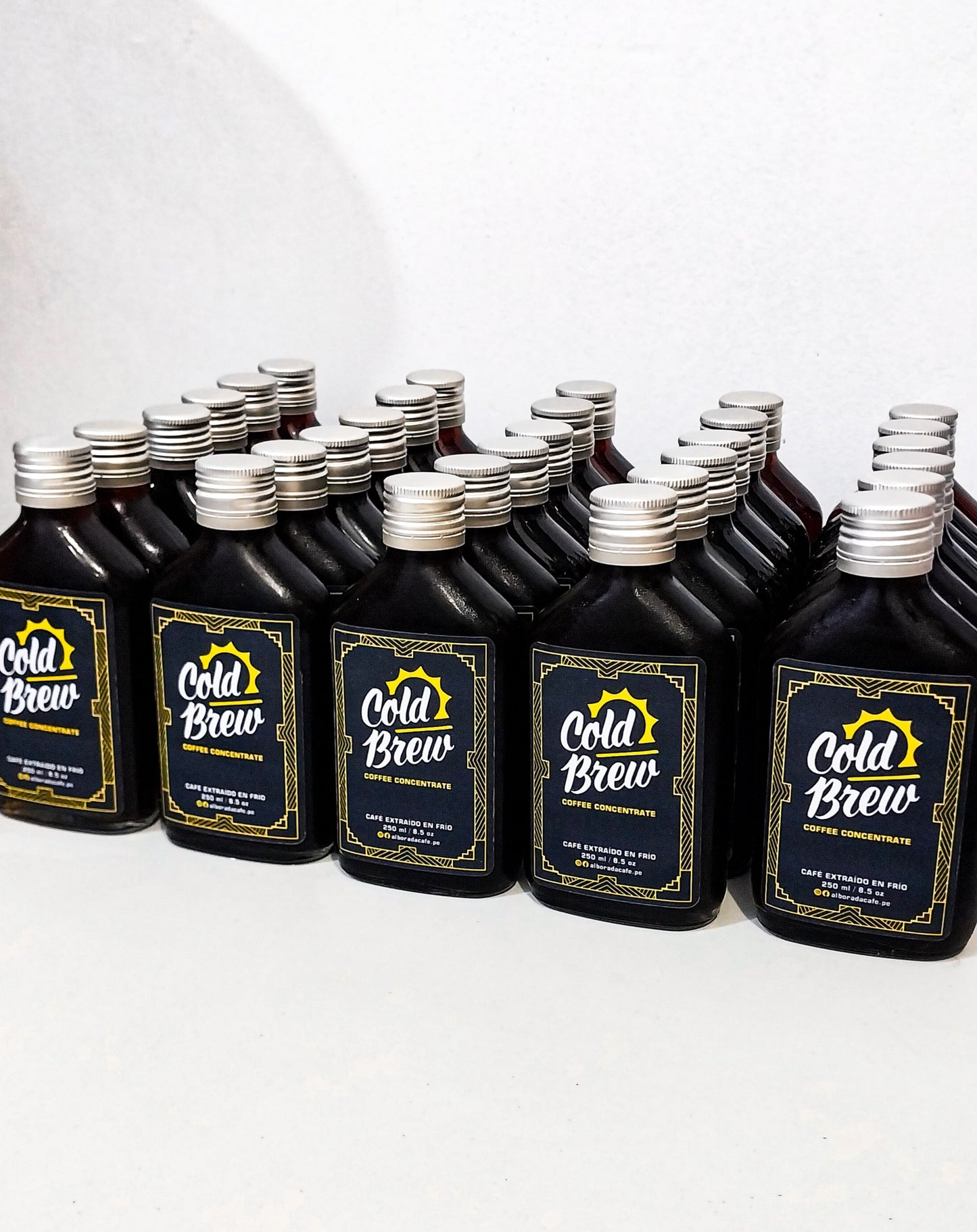 Cold Brew Coffee Concentrate - Café concentrado en frío