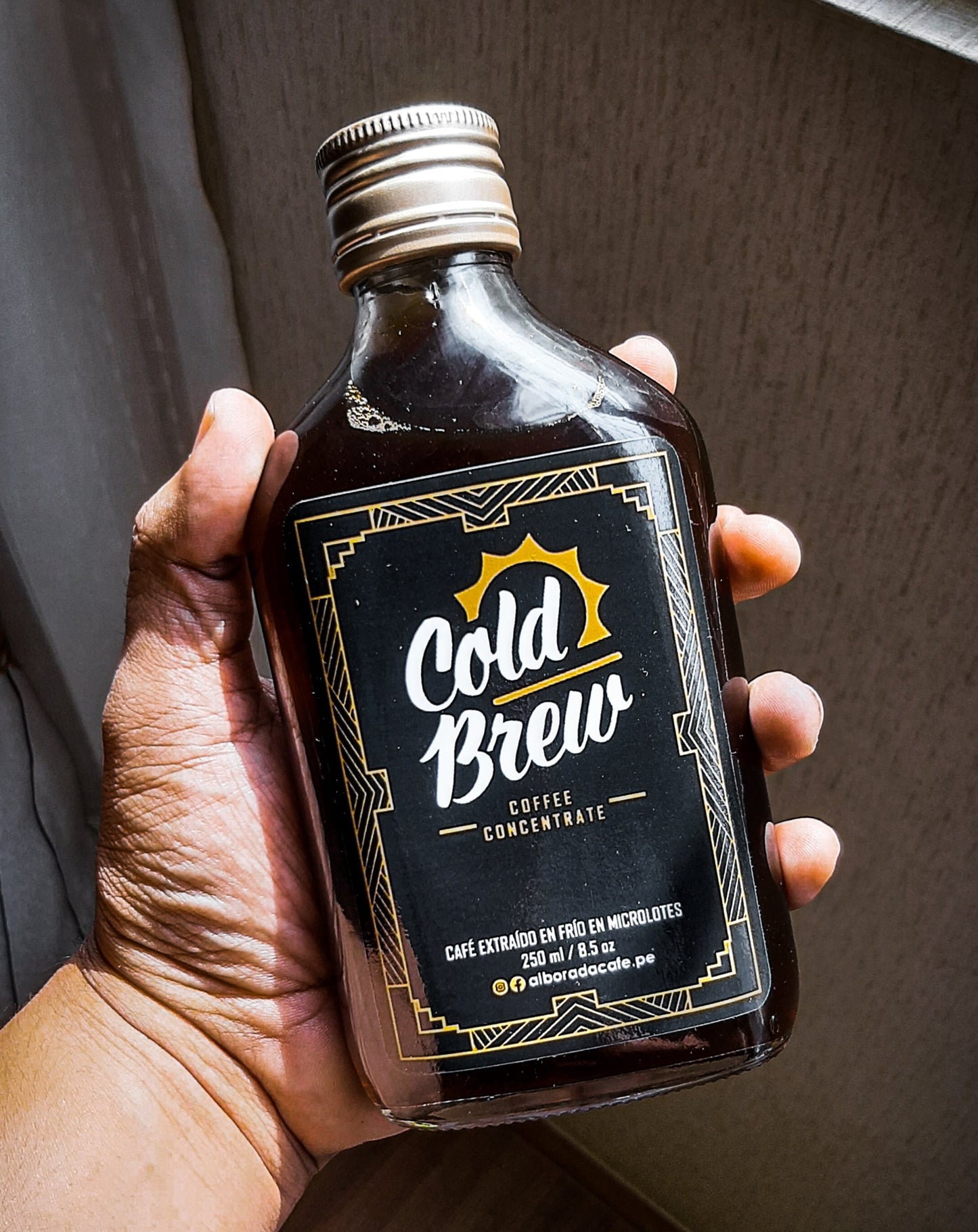 Cold Brew Coffee Concentrate - Café concentrado en frío